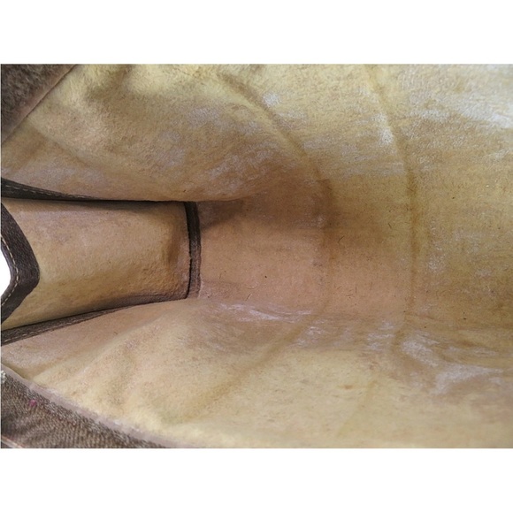 Gucci Beige Monogram Wallet with Red and Green Stripe - Picture 7 of 11